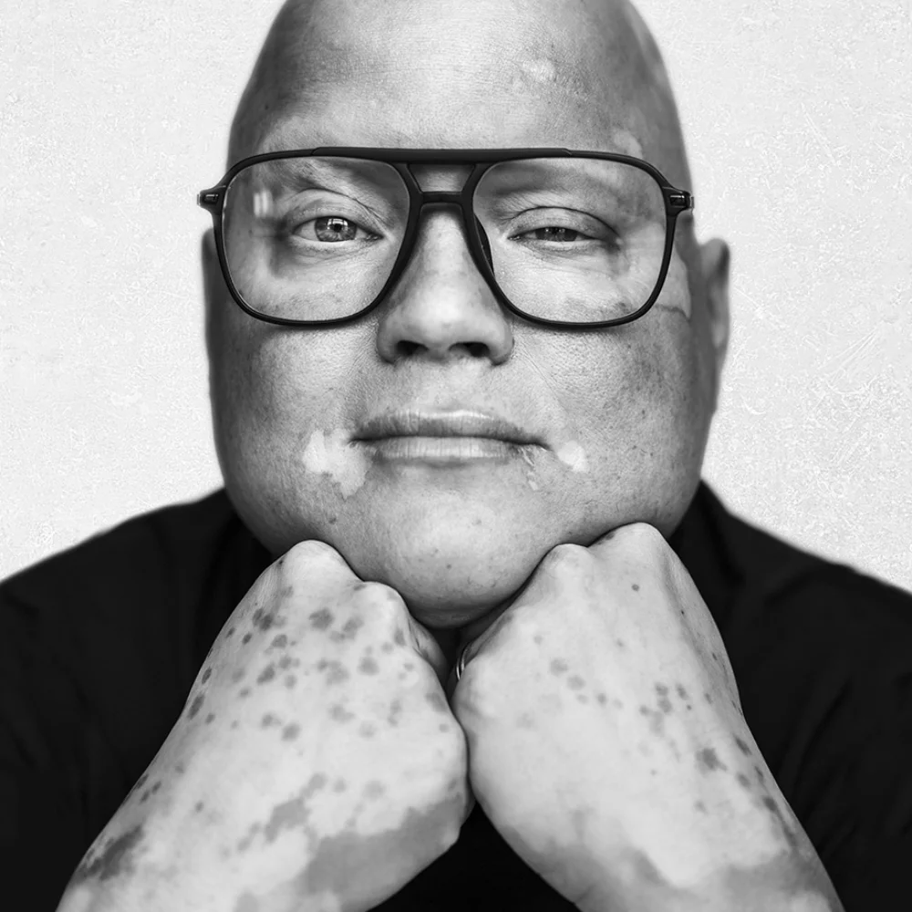 simon delisle-vertical