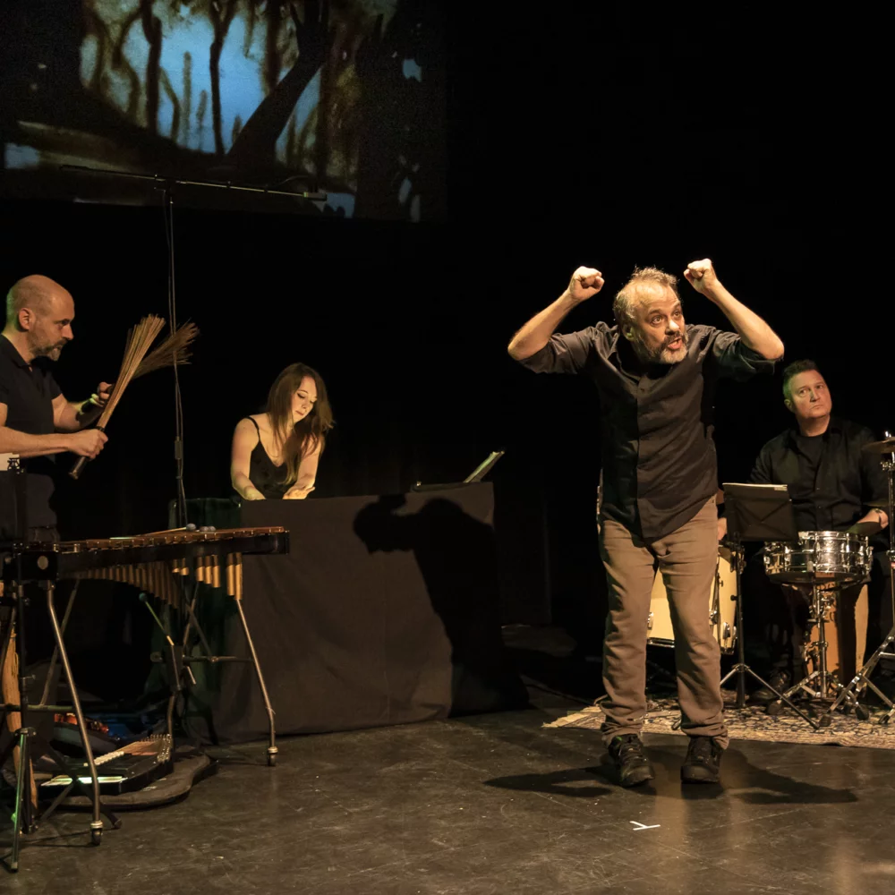 frétillant-et-agile-vertical