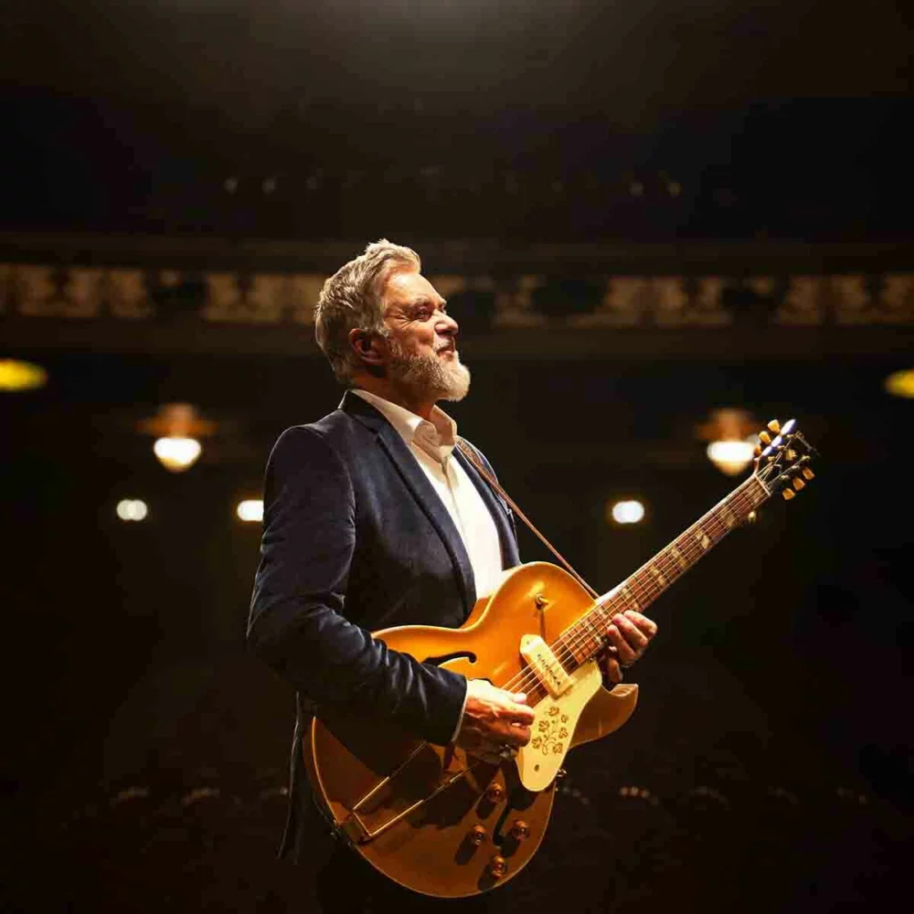 sylvain-cossette-vertical