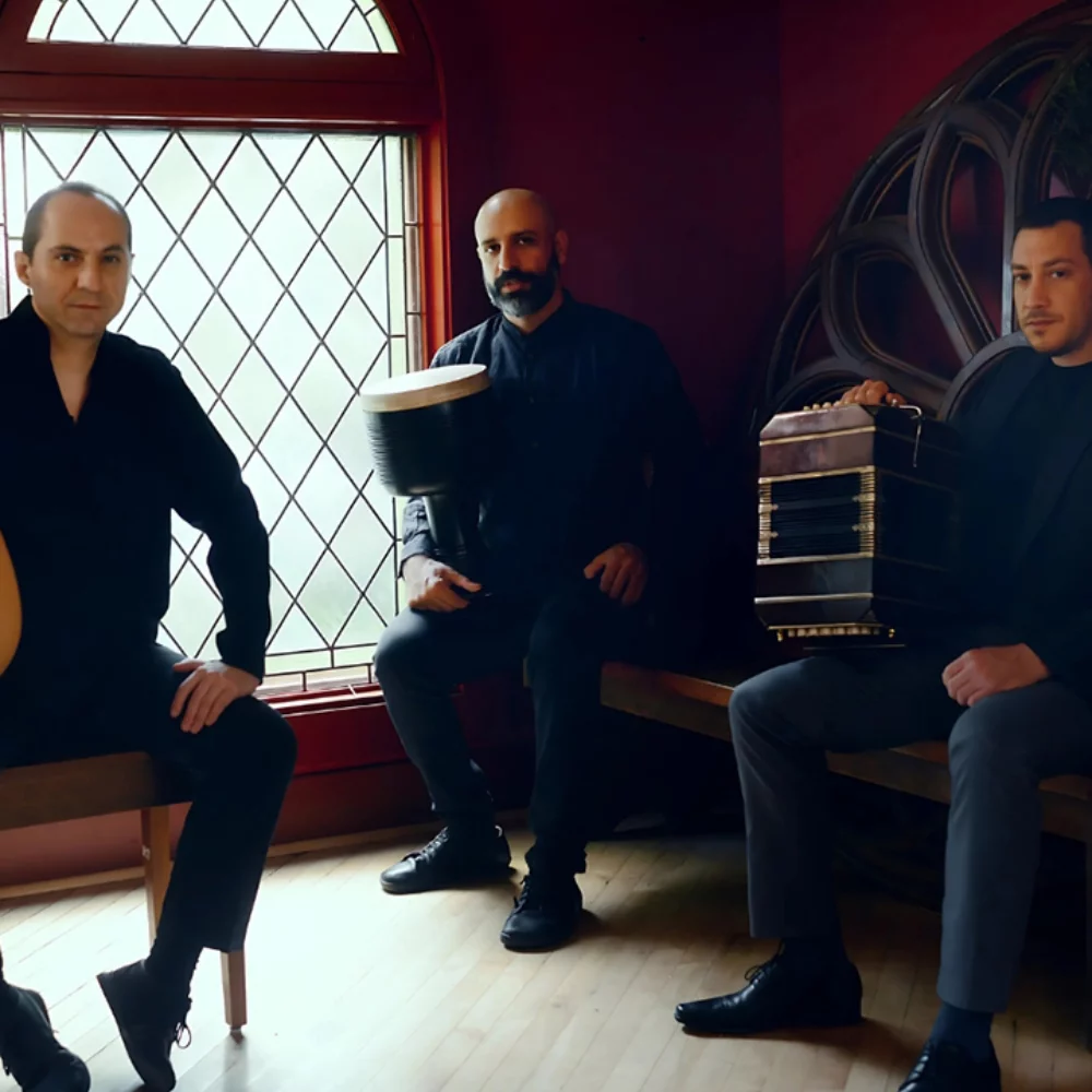 les-arrivants-vertical