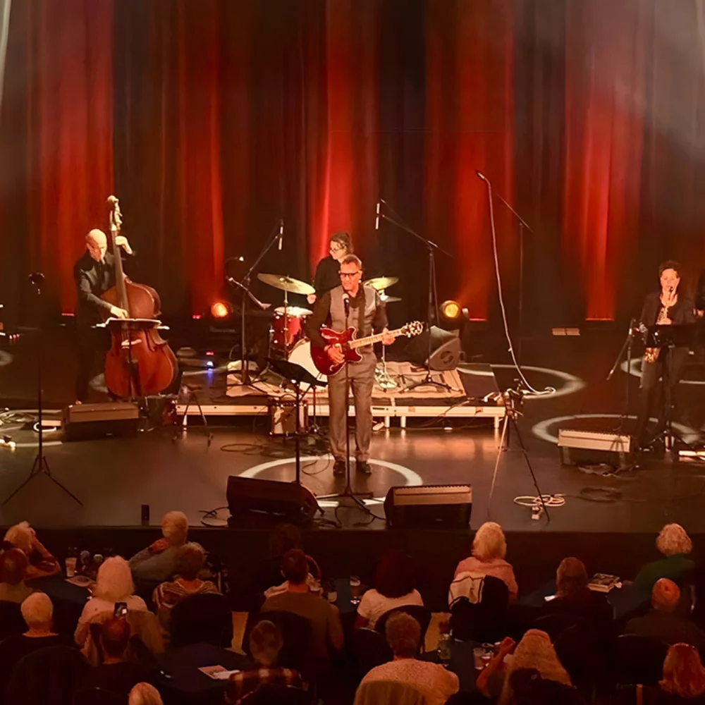 montréal-jazz-vertical