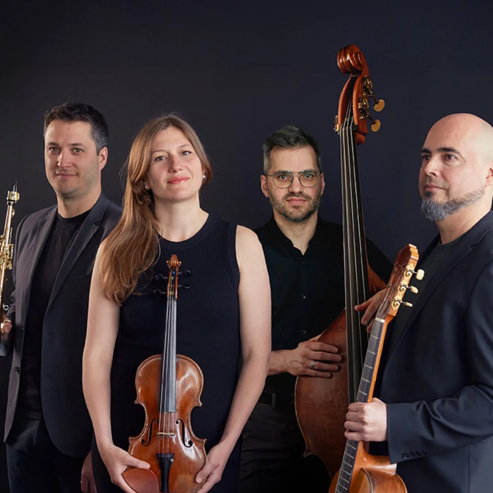 dans-l'univers-d'astor-vertical