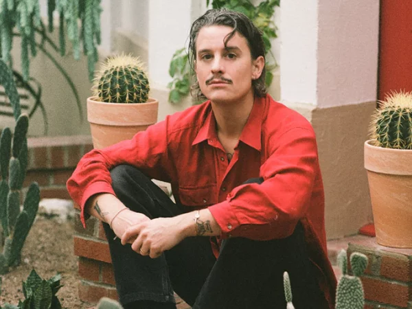 elliot-maginot-horizontal