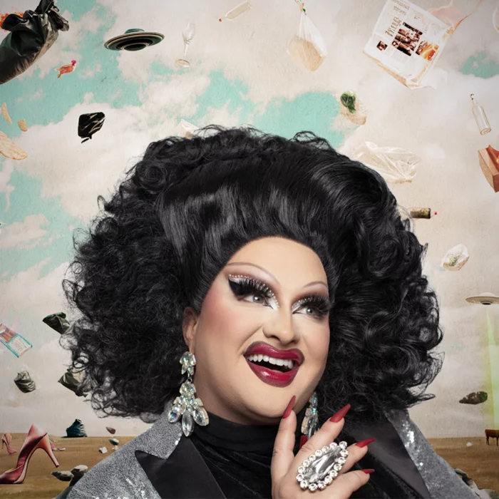 mona de grenoble-vertical